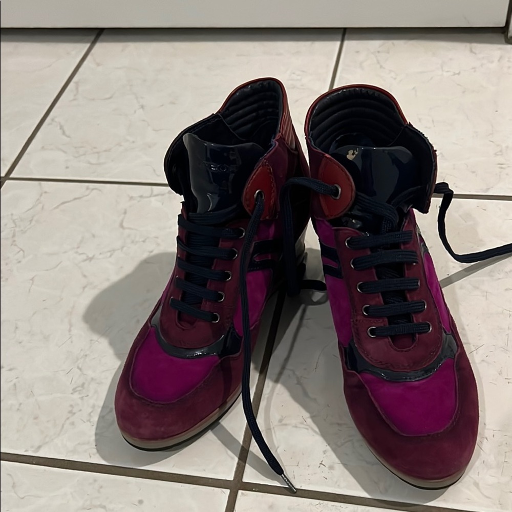 Women's High-Top Sneakers - Purple and Black